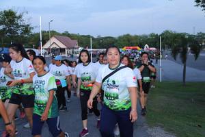 BIB: 
                            <button type="button" onclick="openModal(3631006)" class="btn btn-primary btn-sm float-right btn-popup" data-toggle="modal" data-target=".modal-high-quality">
                        <i class="fas fa-shopping-cart"></i> Add to Cart
                    </button>
                                            <button type="button" onclick="isThisMe(3631006, true)" class="btn btn-success btn-sm float-right btn-popup btn-isme hidden" data-toggle="tooltip" data-placement="bottom" title="นี่คือรูปของคุณใช่ไหม คลิกที่นี่เพื่อเอาเข้าอัลบั้ม">
                        <i class="fas fa-plus"></i> Add to album
                    </button>
                    <button type="button" onclick="isThisMe(3631006, false)" class="btn btn-warning btn-sm float-right btn-popup btn-isnotme hidden">
                        <i class="fas fa-ban"></i> Remove from album
                    </button>